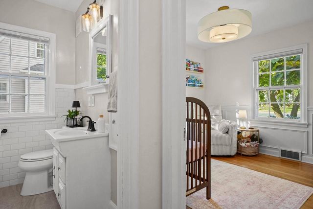 821 N Fair Oaks Avenue, Madison, WI 53714