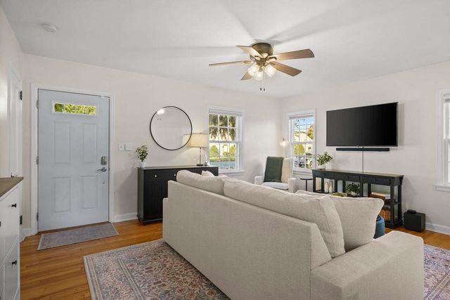 821 N Fair Oaks Avenue, Madison, WI 53714