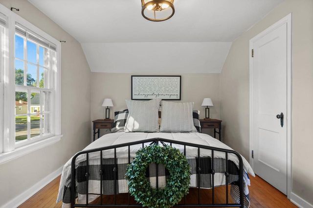 821 N Fair Oaks Avenue, Madison, WI 53714