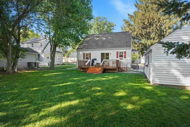 821 N Fair Oaks Avenue, Madison, WI 53714