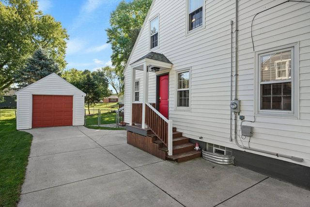 821 N Fair Oaks Avenue, Madison, WI 53714