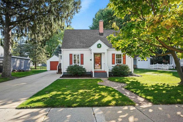 821 N Fair Oaks Avenue, Madison, WI 53714