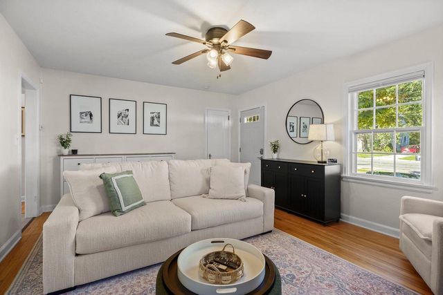 821 N Fair Oaks Avenue, Madison, WI 53714