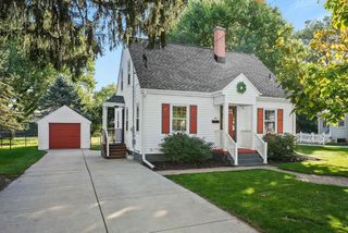 821 N Fair Oaks Avenue, Madison, WI 53714