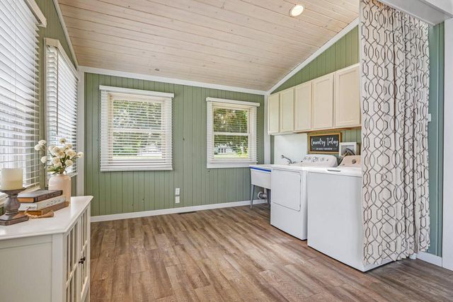 7533 337th AVENUE, Burlington, WI 53105