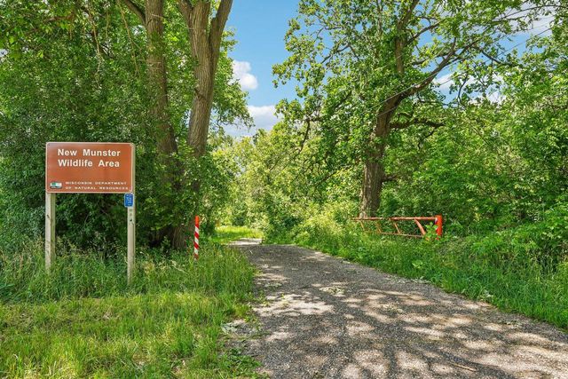 7533 337th AVENUE, Burlington, WI 53105