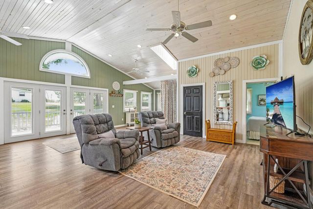 7533 337th AVENUE, Burlington, WI 53105