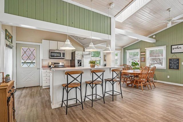 7533 337th AVENUE, Burlington, WI 53105