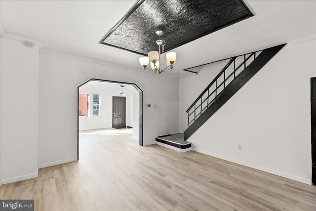 637 W COLLEGE AVE, York, PA 17401