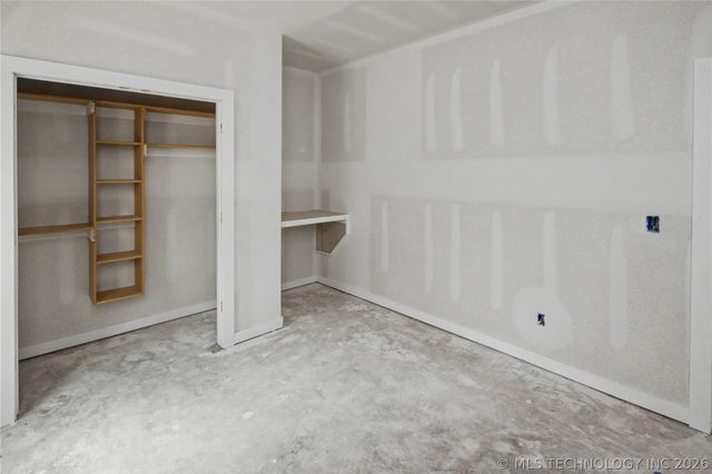 18855 W Hunters Court, Park Hill, OK 74451