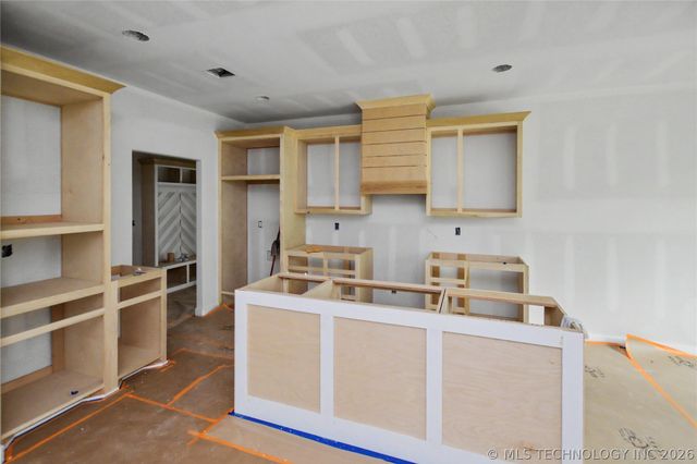 18855 W Hunters Court, Park Hill, OK 74451