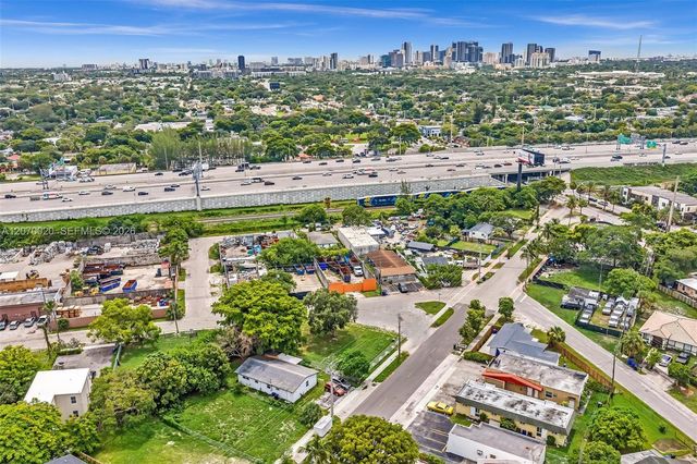 628 NW 22nd Road, Fort Lauderdale, FL 33311