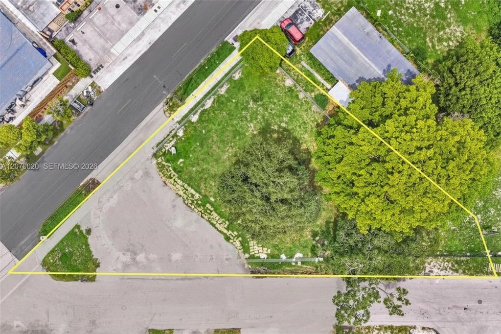 628 NW 22nd Road, Fort Lauderdale, FL 33311