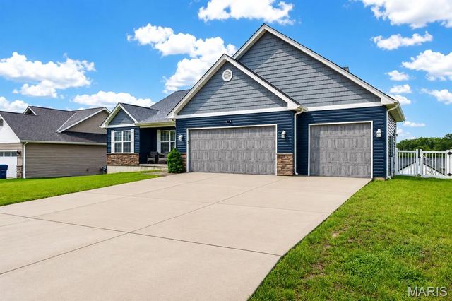245 Auburn Ridge Drive, Troy, MO 63379