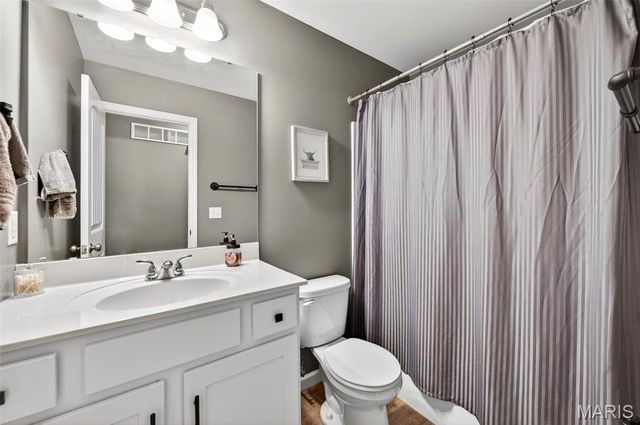 245 Auburn Ridge Drive, Troy, MO 63379