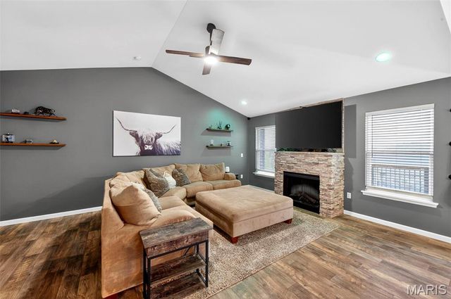 245 Auburn Ridge Drive, Troy, MO 63379