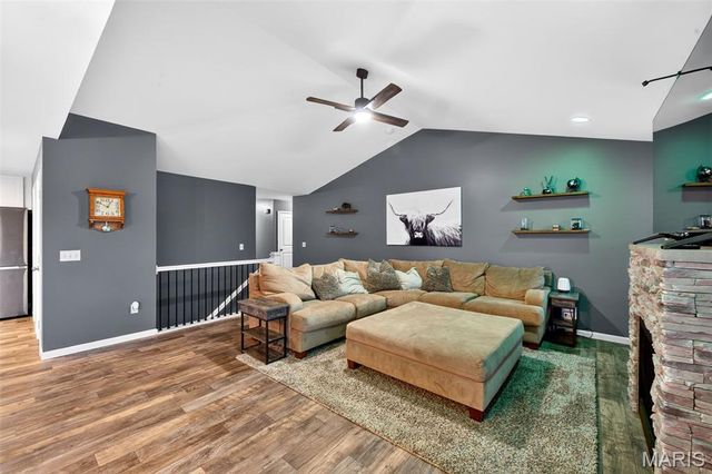 245 Auburn Ridge Drive, Troy, MO 63379