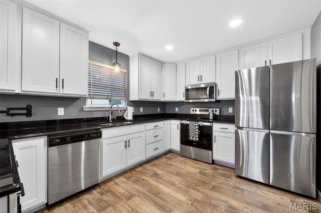 245 Auburn Ridge Drive, Troy, MO 63379