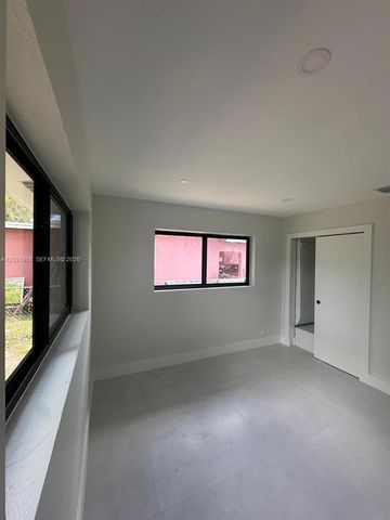 810 Wyoming Avenue, Fort Lauderdale, FL 33312