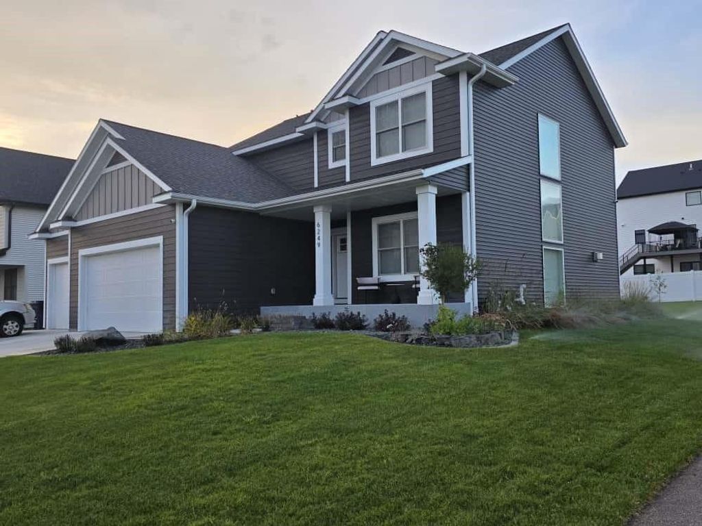 6249 Summit Pine Road NW, Rochester, MN 55901