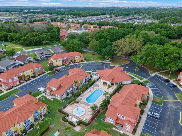 1019 LAKE BERKLEY DRIVE, Kissimmee, FL 34746