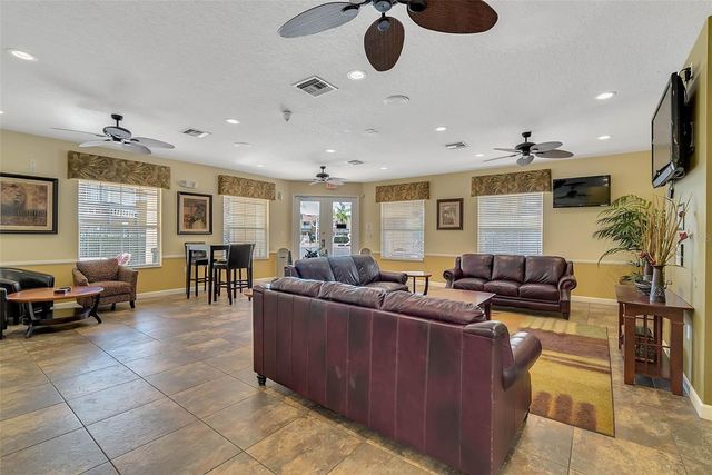 1019 LAKE BERKLEY DRIVE, Kissimmee, FL 34746