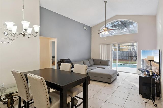 1019 LAKE BERKLEY DRIVE, Kissimmee, FL 34746