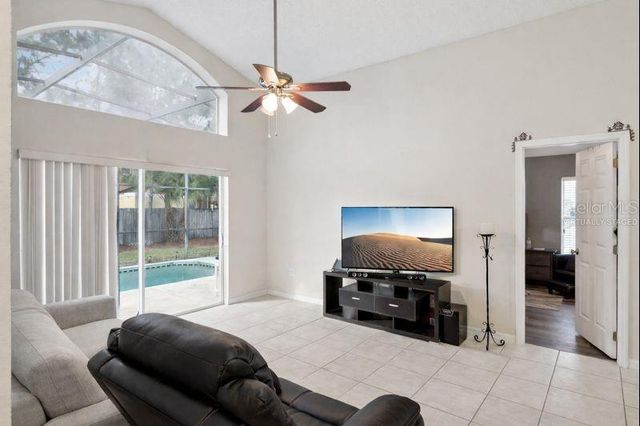 1019 LAKE BERKLEY DRIVE, Kissimmee, FL 34746