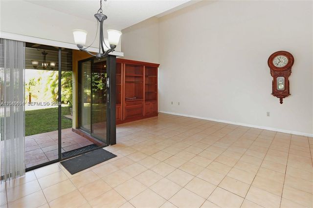 2500 SW 113th Ct, Miami, FL 33165