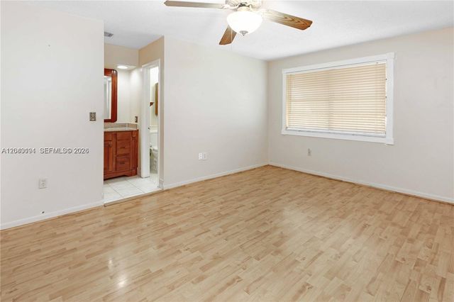 2500 SW 113th Ct, Miami, FL 33165