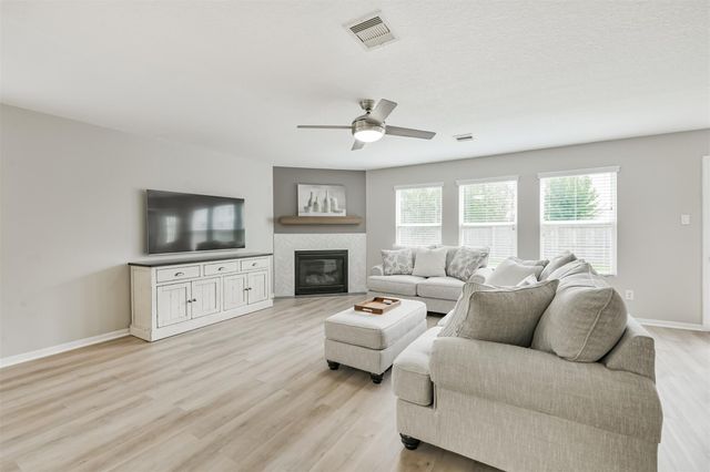 16848 Greenhouse Street, Conroe, TX 77385