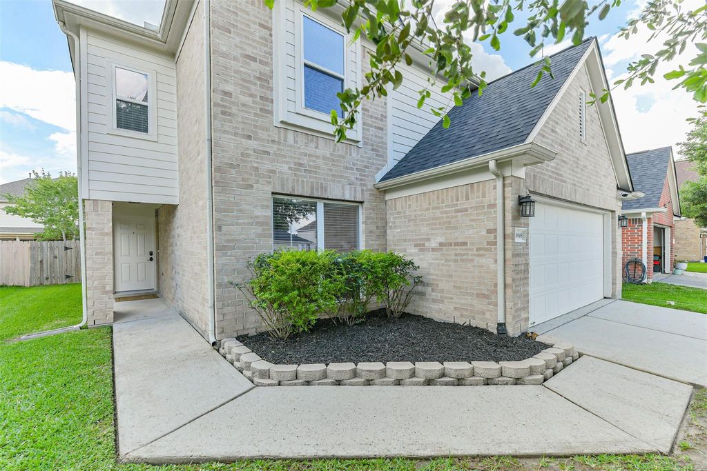 16848 Greenhouse Street, Conroe, TX 77385