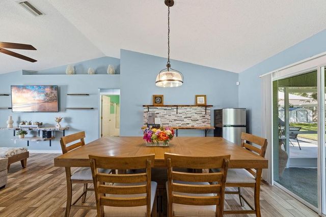 27 PINE HURST LANE, Palm Coast, FL 32164