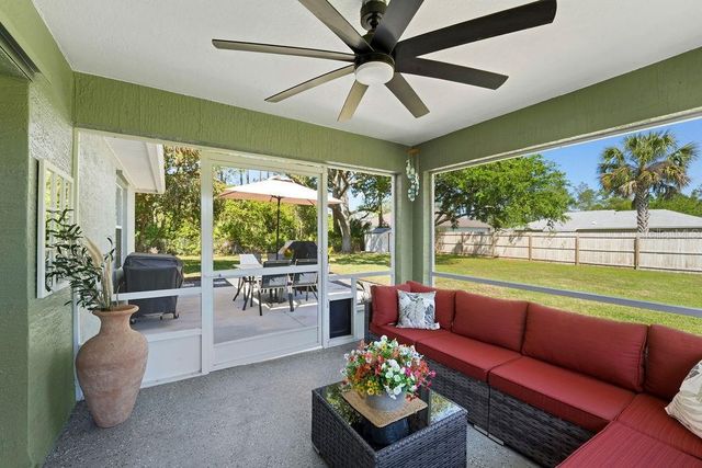 27 PINE HURST LANE, Palm Coast, FL 32164