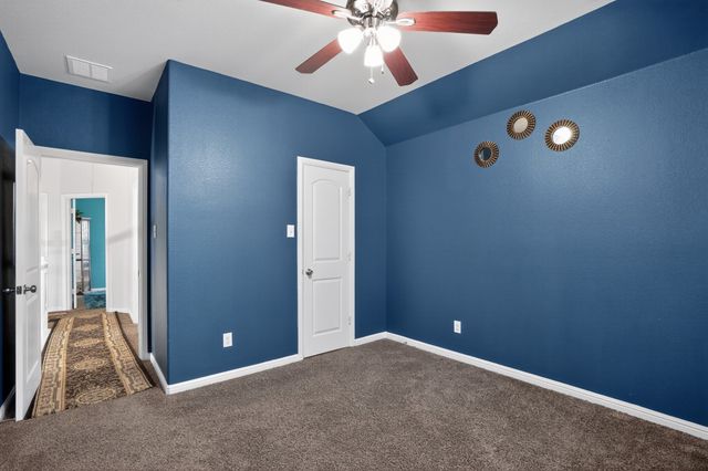 5900 Paddlefish Drive, Fort Worth, TX 76179