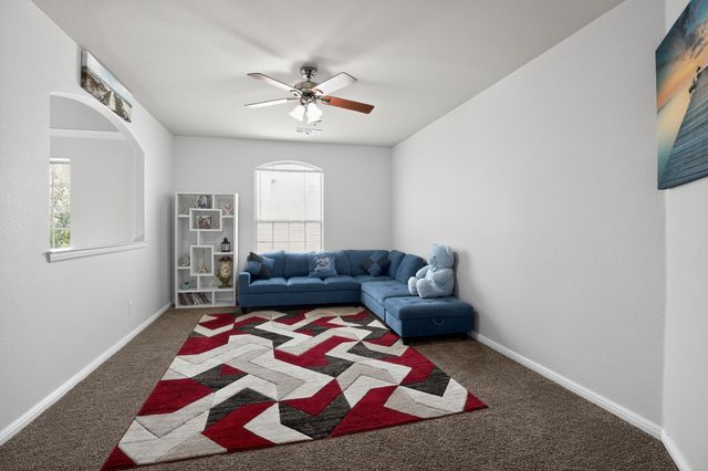 5900 Paddlefish Drive, Fort Worth, TX 76179