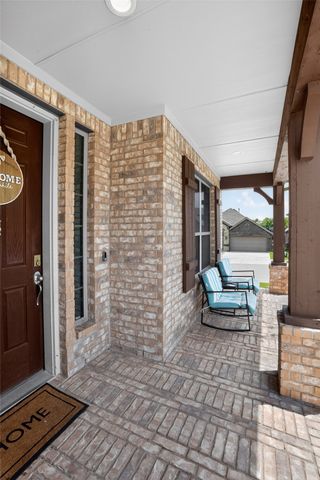 5900 Paddlefish Drive, Fort Worth, TX 76179