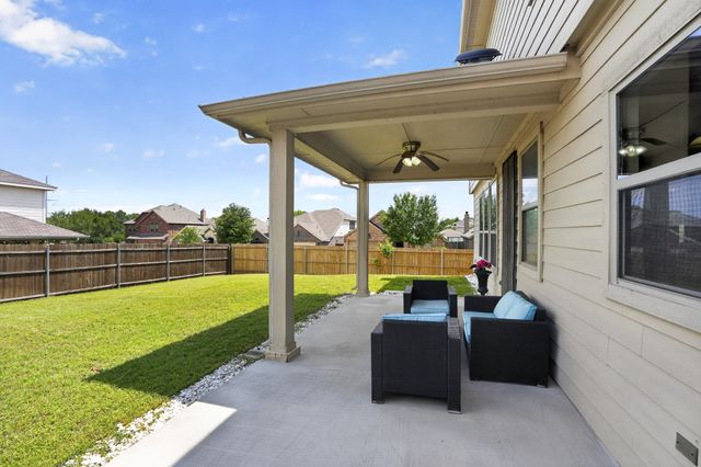 5900 Paddlefish Drive, Fort Worth, TX 76179