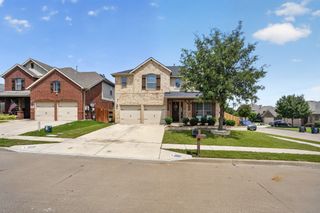 5900 Paddlefish Drive, Fort Worth, TX 76179