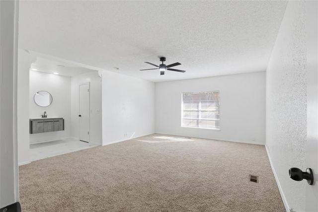 1212 Ridgecrest Road, Edmond, OK 73013
