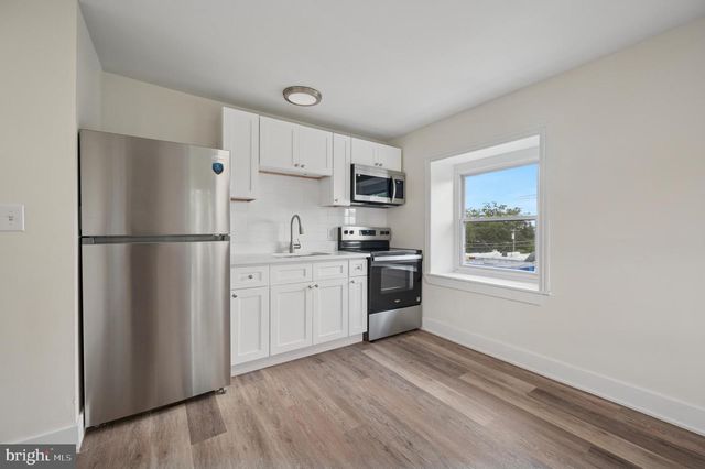 111 W QUEEN LN #3F, Philadelphia, PA 19144