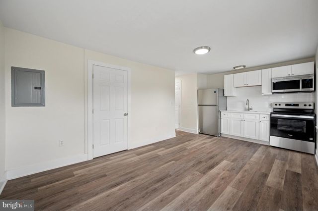 111 W QUEEN LN #3F, Philadelphia, PA 19144