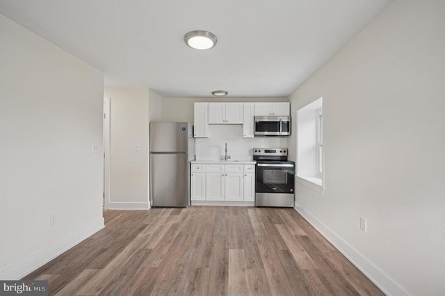 111 W QUEEN LN #3F, Philadelphia, PA 19144