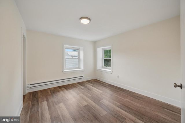 111 W QUEEN LN #3F, Philadelphia, PA 19144