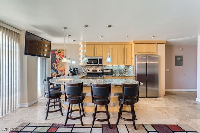 3111 Bel Air Drive Drive 201, Las Vegas, NV 89109