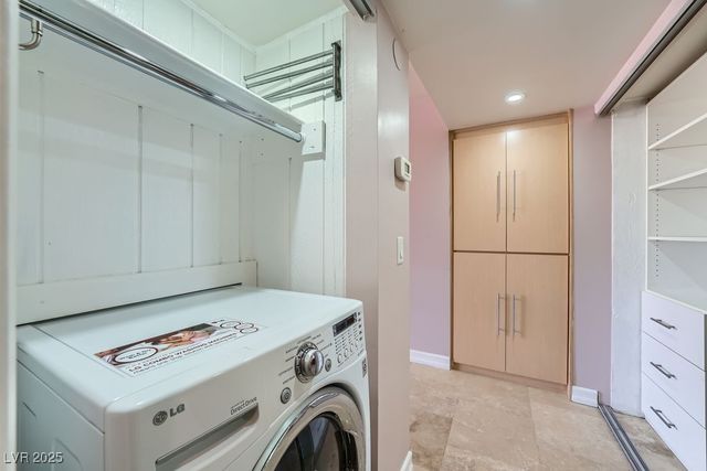 3111 Bel Air Drive Drive 201, Las Vegas, NV 89109