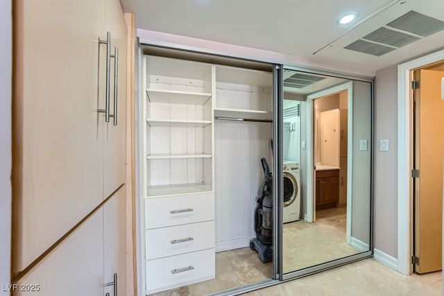 3111 Bel Air Drive Drive 201, Las Vegas, NV 89109