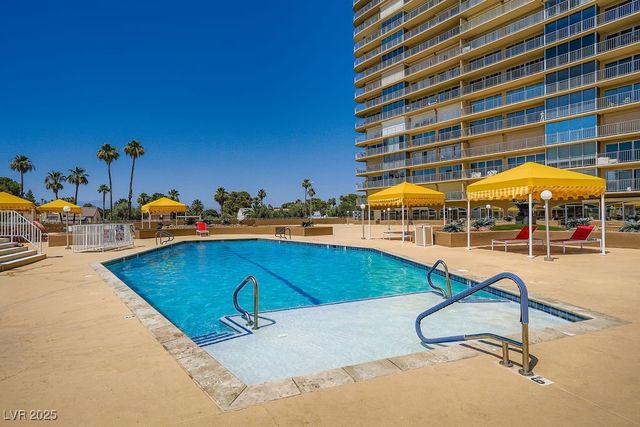 3111 Bel Air Drive Drive 201, Las Vegas, NV 89109