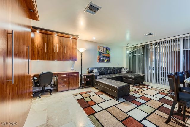 3111 Bel Air Drive Drive 201, Las Vegas, NV 89109