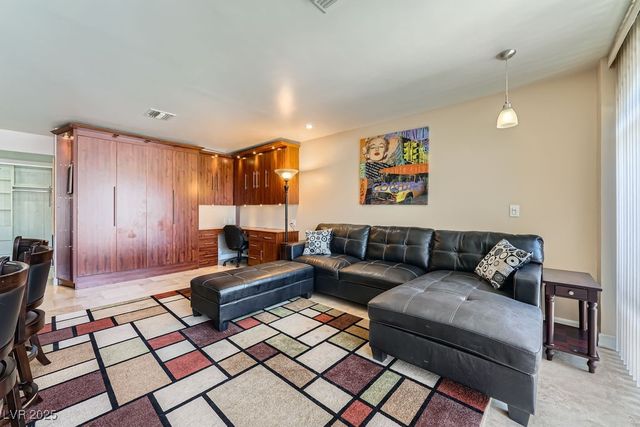 3111 Bel Air Drive Drive 201, Las Vegas, NV 89109